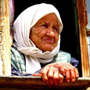 17452256641839056057